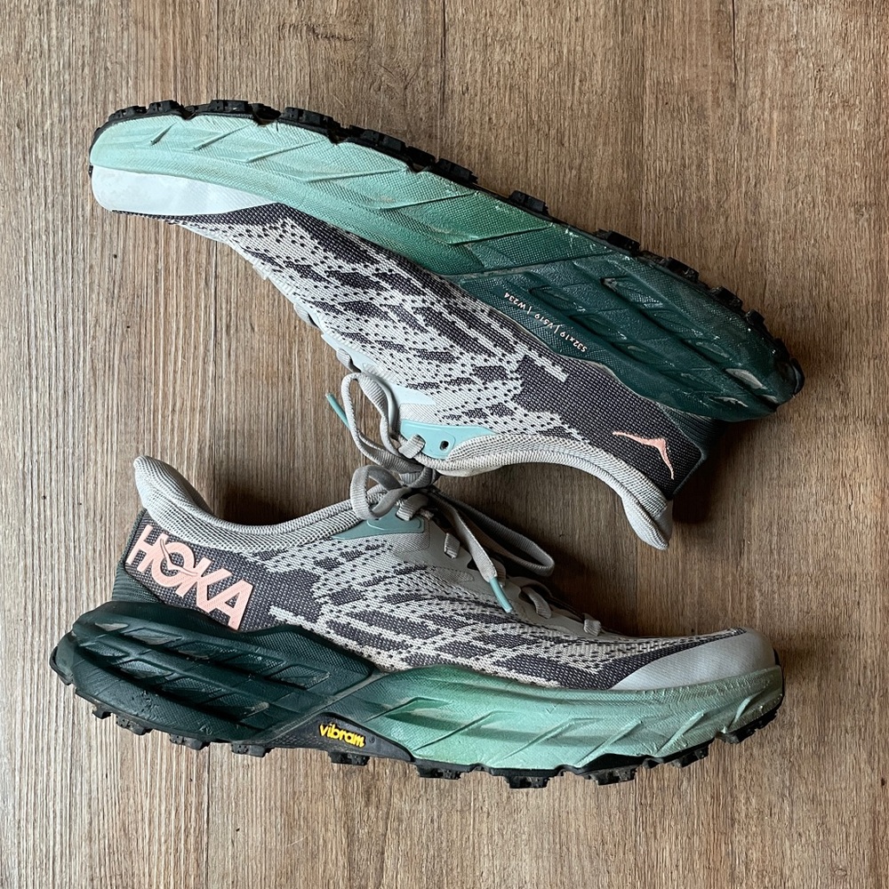 Hoka Speedgoat 5 Women's Trail Running Shoes in Harbor Mist/Spruce